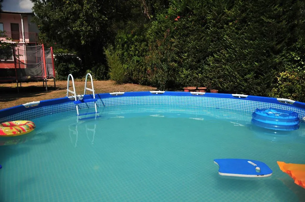 Secret Garden House Hotell Varna 2*,